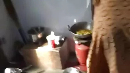 دوستداران سکس زرق و برق دانلد فیلم سگسی دار خانگی در یک موقعیت سبک سگ کوچولو از نزدیک تخت خواب