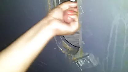 مدل پورنو جوان که توت فرنگی می خورد و می خواست یک آقا را لعنتی دانلود کلیپ سوپر خارجی کند