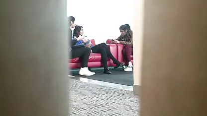 مردی مست به یک همسایه جوان مست از دانلودعکس کوص خواب بیدار شد و دوباره او را با یک خروس لعنتی کرد
